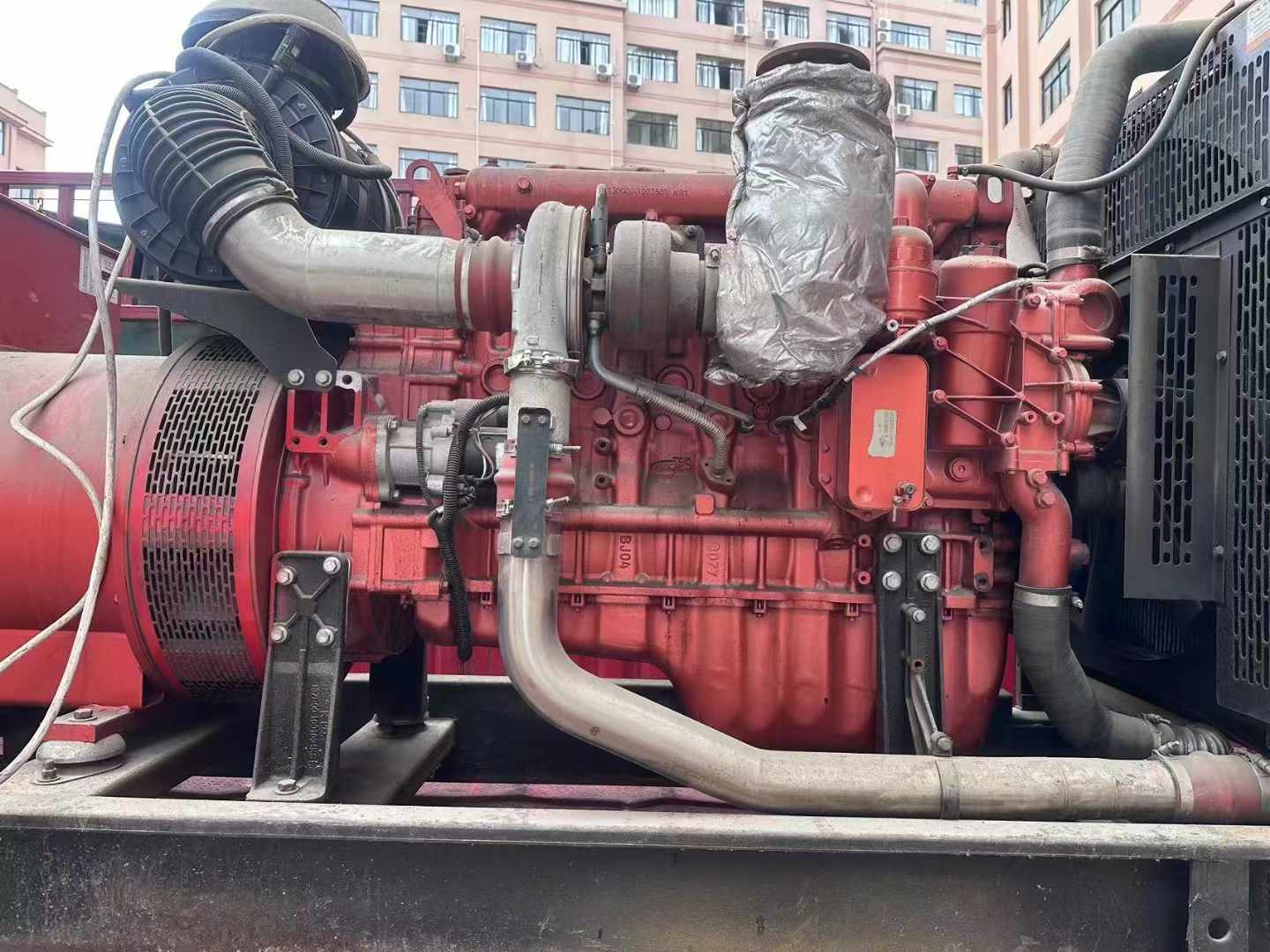 凌云如何选择适合 600kW 柴油发电机组的过载保护器？