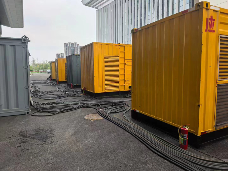 凌云柴油发电机组冬季保养有哪些注意事项？